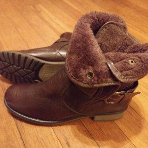 BareTraps Select - Fur Lined Leather Boots - Sz 8